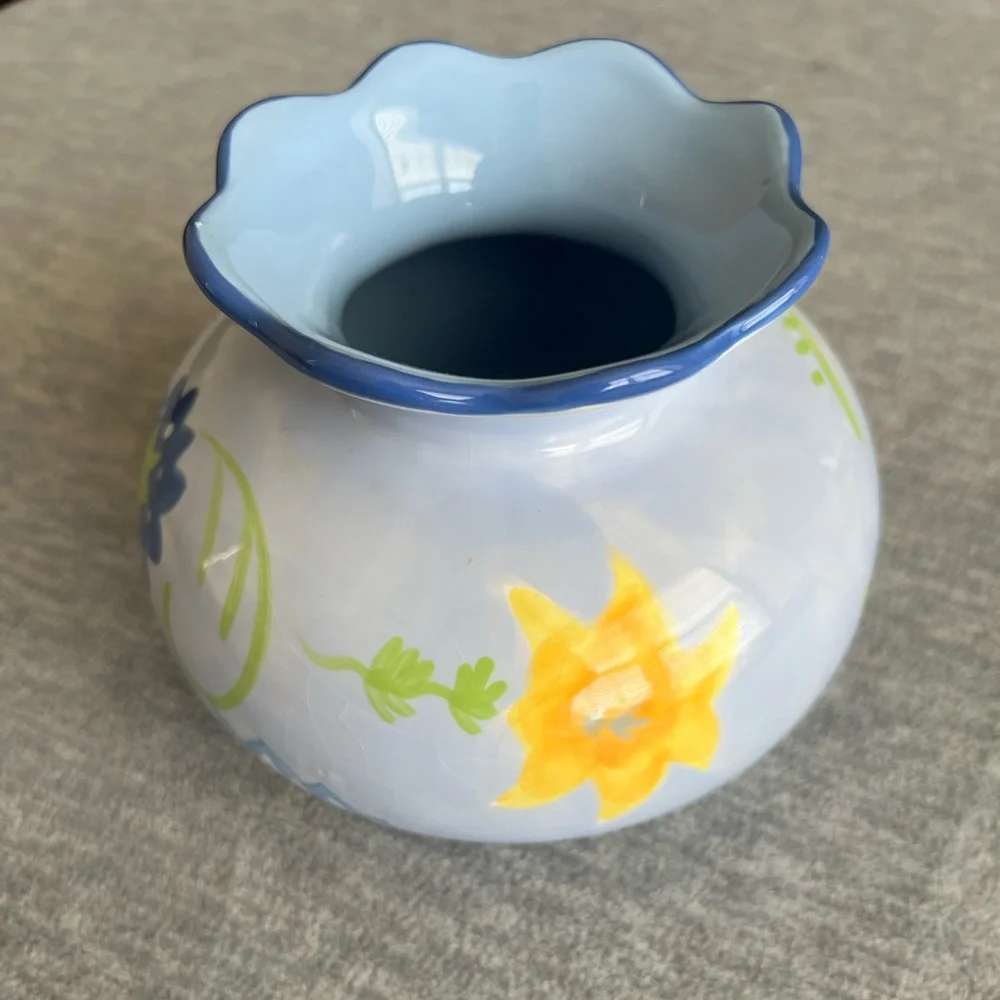 Kimberly Hodges Hallmark Floral Ceramic Vase with Blue‎ and Green Accents Spring